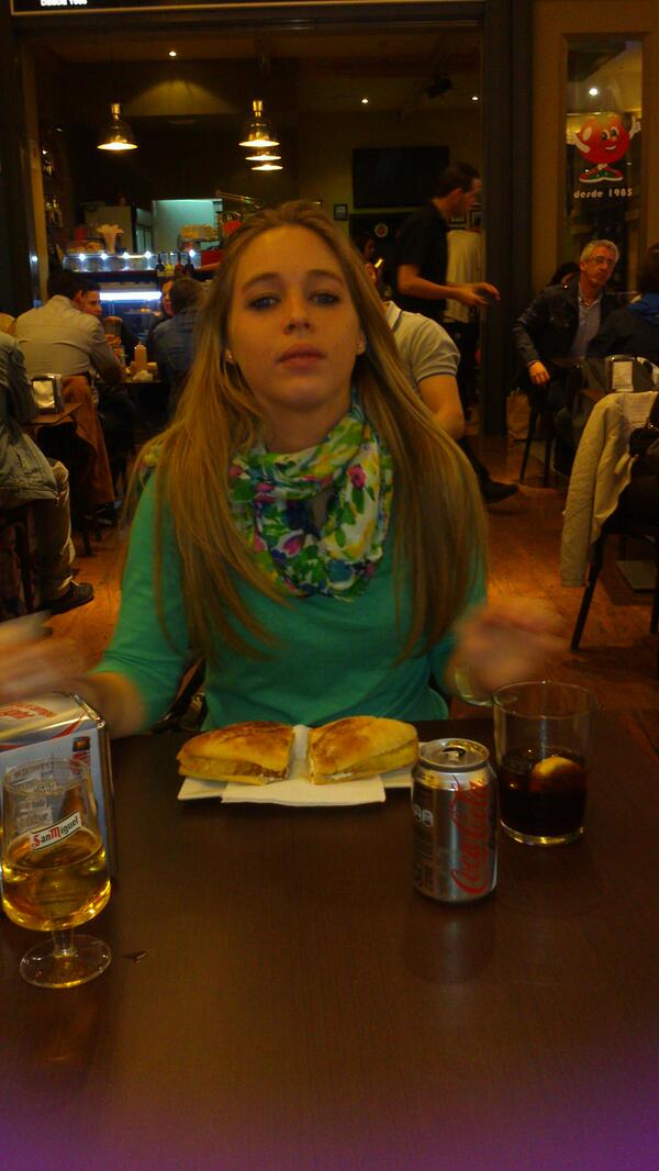 PablooMR's tweet photo. Yegaremos a ronda?@FATIRUIMO pero mi niñaaa comee a su ritmooo http://t.co/FqeL5BD3Wh