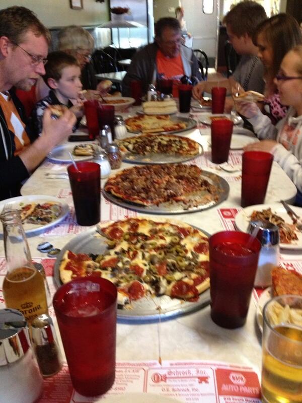 thneaky's tweet image. #filippos