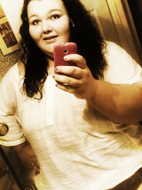 izzy_bby01's tweet photo. #beautiful #curls #myeyes [: http://t.co/dQjyA5UZC3