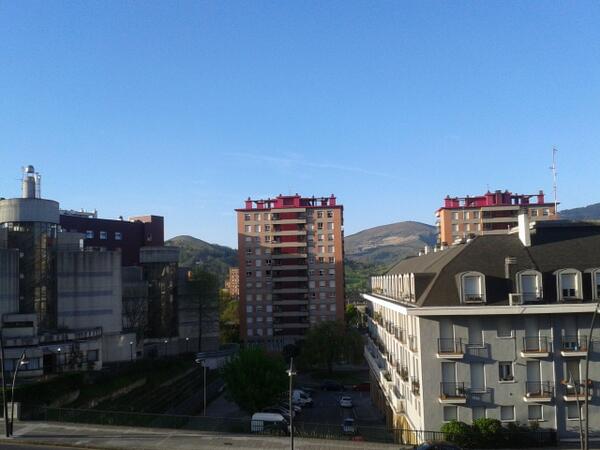 inakihxz's tweet photo. Egun ederra.. THERE WE GO!!!! @MilesJauna @IratxTx @EiderSanchez @Satantxiki @NaiaStx http://t.co/TMqW1hUJ4U