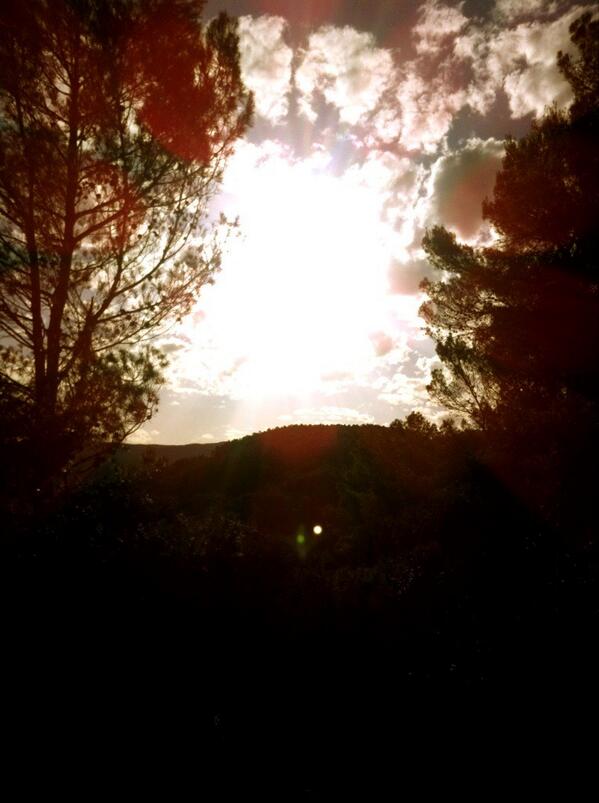 javierpbsiles's tweet photo. Buena mañana con @angelpachy @16Bermu http://t.co/a8eQH5s2zu