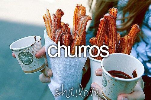 FoodFromHeaven's tweet photo. RT als je Churros lekker vindt! http://t.co/ixYJGivXxt