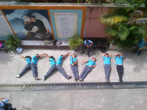 AdaahC's tweet photo. Los extraño promo:( http://t.co/nl1KNLLQs9