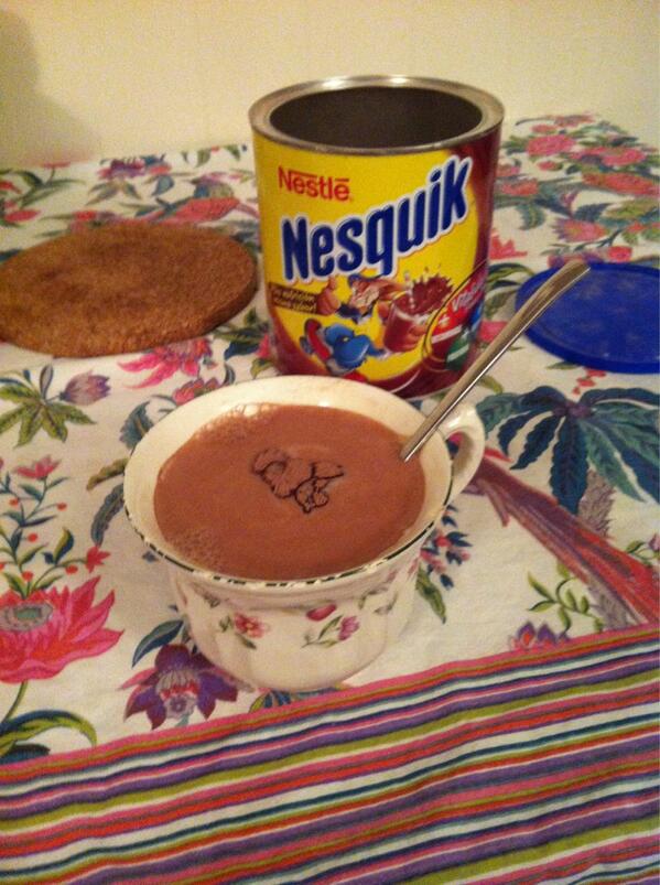 MariaVijande's tweet photo. Que aproveche @alex18L !! (Yo soy más de nesquik!!! :( ) jijiji http://t.co/cstDWTdCpw