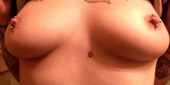 central_titty's tweet photo. Peircings http://t.co/Thtp7qjalb