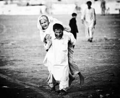 gnon_a7rofe tweet picture