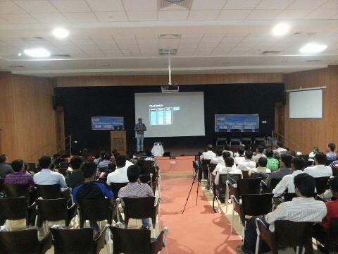 anuraj's tweet image. First speech by Harish Ranganathan @ranganh  @K_Mug Azure Bootcamp #K-MUG #GlobalWindowsAzure