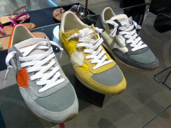 상큼한 컬러가 인상적인 슈컬렉션 뉴브랜드 필립모델(PHILIPPE MODEL) !! 예쁜 컬러, 디자인에 가벼움과 편안한 착화감은 보너스 ^^