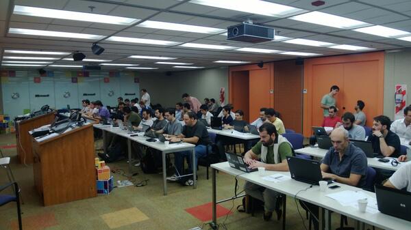 liarjo's tweet image. Sigue el #globalwindowsazure en Buenos Aires, node.js con mongoDb