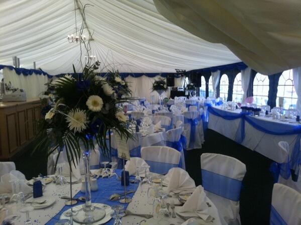 WorcsCCC's tweet photo. Congratulations to Melanie and Matthew who are celebrating their Big Day here at New Road today http://t.co/j3NCXuS33A