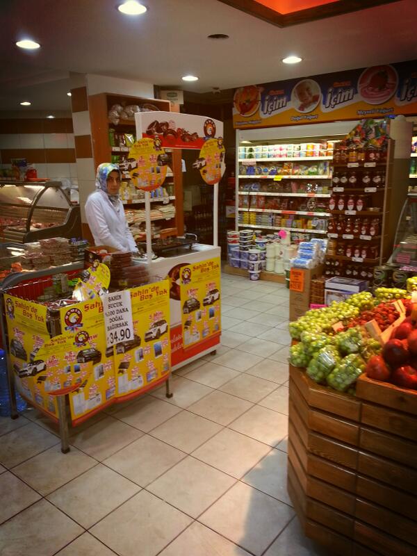 UnversteMarket's tweet photo. @sahinsucuklari  urun tatirma kg 34.90tl http://t.co/6zn49RWHmE