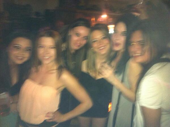 _danniiox's tweet image. Last nights epic ness !! Surprise bday for the birthday girl- total success!