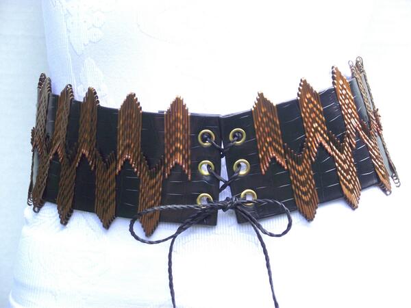 Pinultimate's tweet image. Custom sized #belts made from #Bobbypins. #eleaant #creative.  Free shipping for May.