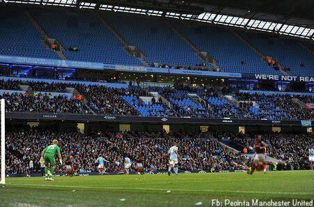 KaneReynolds's tweet image. Nice to see the loyal support... #emptylands @rioferdy5