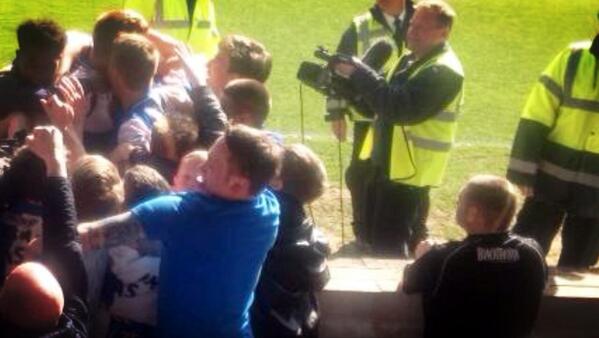 Celebrating Matt Harold's return from injury with the equalising goal and getting a hug with lee brown, UTG!! X @