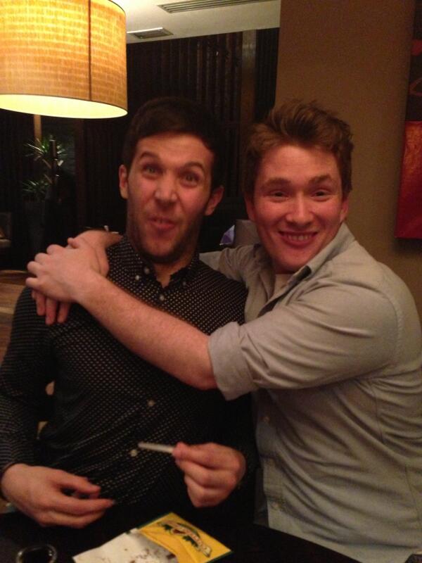 Rayner19WHUFC's tweet image. #onthepull #shirts #offtheleash #ladsontour