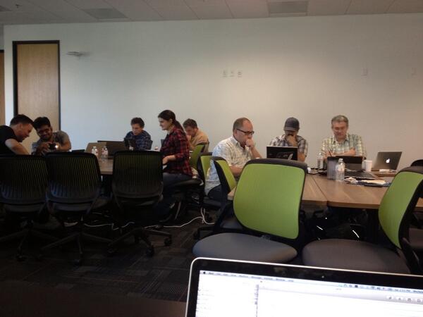 michelebusta's tweet image. Even the Telerik folks are full #globalwindowsazure