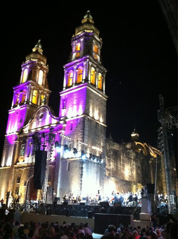 chuyperea's tweet photo. Campeche 150 aniversario http://t.co/EjnG87T7id