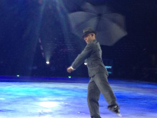 22 years later <a href="/KurtBrowning/">Kurt Browning</a> does #singingintherain at <a href="/starsoniceCAN/">Stars on Ice Canada</a> <a href="/starsonice/">Stars on Ice</a>. He's still got it!