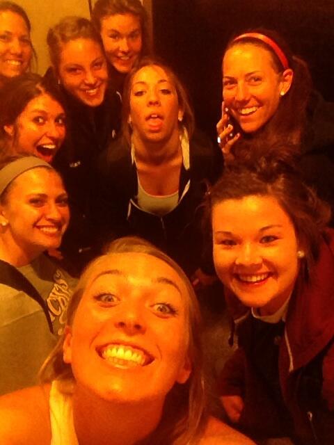 hannahjimenez_'s tweet image. Elevator full of multis #multination @JenPink25 @BreaMarie10 @EmDawn5 @Annihodges @TLarchy @nikkimichelle11