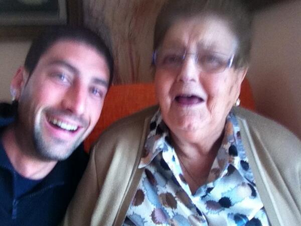 Rubal2486's tweet photo. y sabeis k grita mi abuela ????
 !!!!! AUPA AZKOYEN  !!!!!! http://t.co/DidDR9H9St