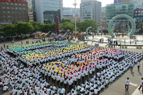 세계평화광복 퍼레이드
부산역에서 신천지 말씀대성회 이색 퍼레이드가 열렸습니다.
5월 6일~7일 신천지 말씀대성회로 오세요^^
scjbibile.tv
