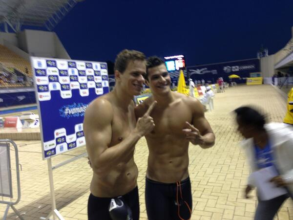AUsammybusch's tweet photo. 1-2 AU! #nuffsaid #SprintU  @CesarCielo @Mchierighini @BrettHawke @RichardLongAU http://t.co/V0mrSF4zj4