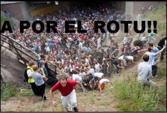 Mr_Inteligente's tweet photo. Chicos me hace falta un rotulador de pizarra, ¿Quién va y me pide uno? #PostureoClase http://t.co/dlR8svUqKB