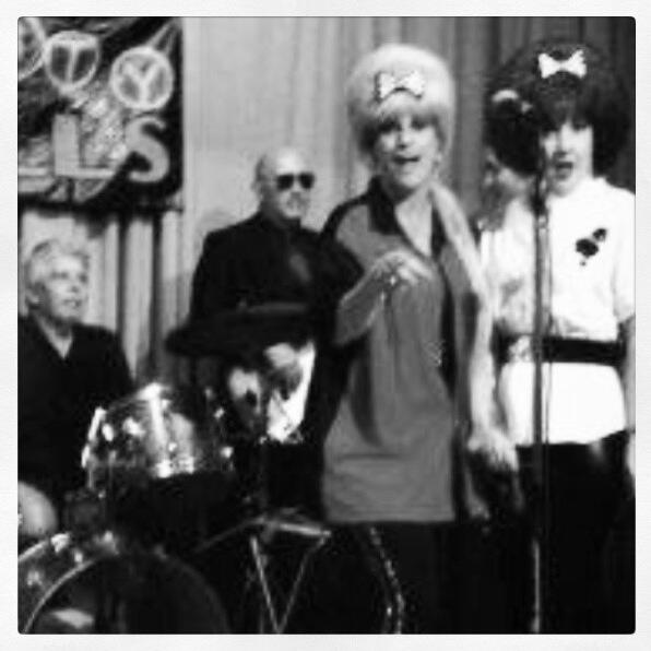 Hop4Huntingtons's tweet image. #6 fav pic from last years sock hop The L.A. Party Dolls. 6days left to get your tickets #curehd #Huntingtondisease