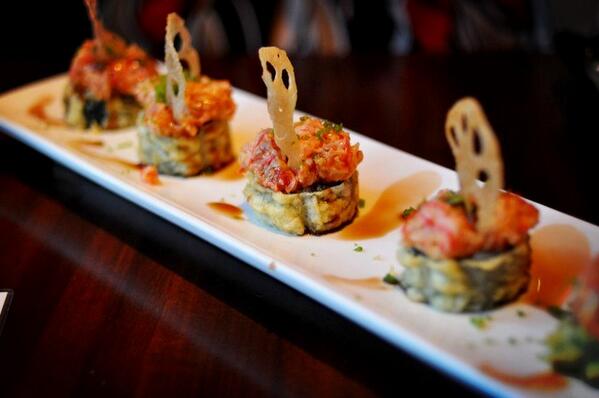Zasshi1's tweet photo. Domingo con atojo de sushi que no ? Servicio a domicilio 1510392 #PapiRoll http://t.co/SWQ6XcbBDO