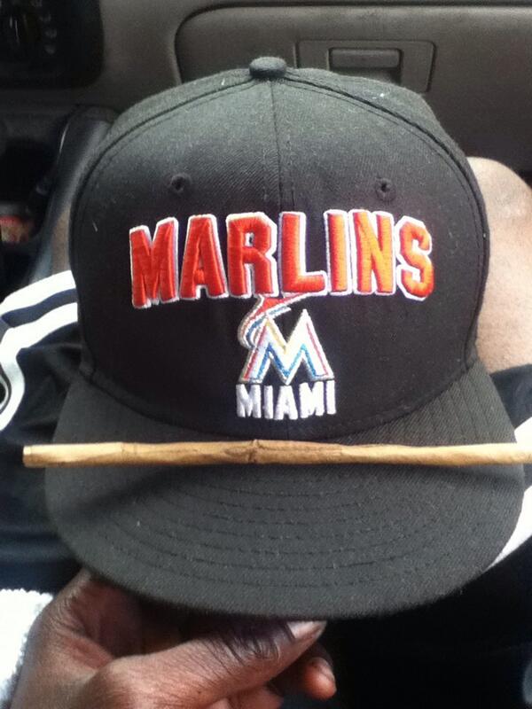 Anqueon's tweet image. Bigger than the snap back niqqa