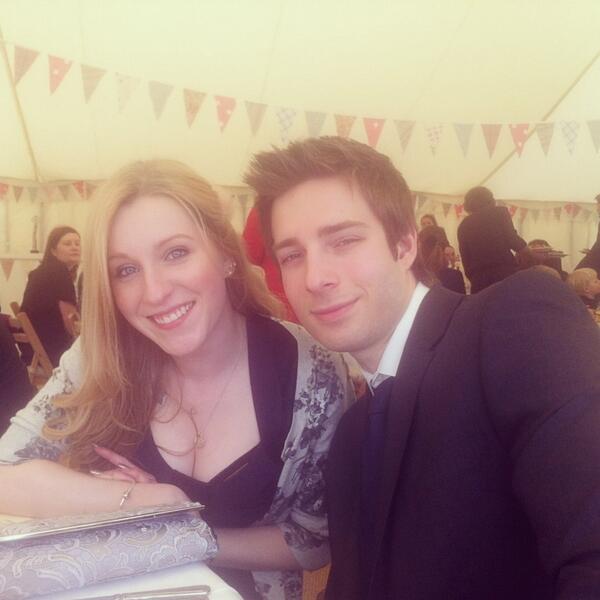 VictoriaGoody's tweet photo. #vintage #bunting #food #wine http://t.co/AYnn7moAQ9
