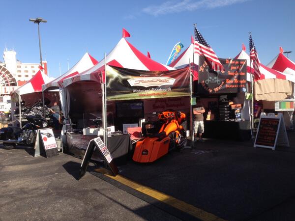 ReadingDesigns's tweet image. Last day to check out the #RoadRails in action at #LaughlinRiverRun. Come say hi. #HarleyDavidson