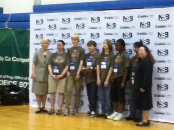 AndrewRaganAC's tweet image. Team AC takes $250 prize as one of top six car design teams! Congrats! @ACSRochester @TDuver @mickdjgee #ACtoDC