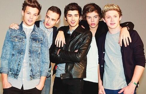 elslove's tweet image. #1DToWinFanWars