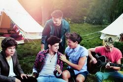 vogueshawnjpg's tweet image. #1DToWinFanWars