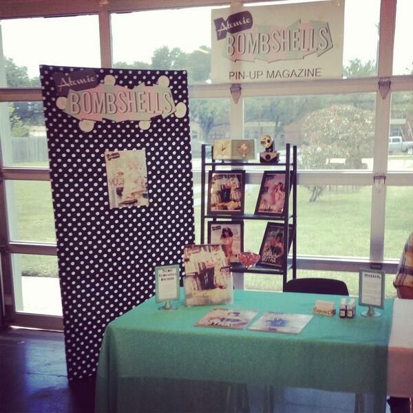 AtomicBombMag's tweet photo. Yesterday's booth at the Lone Star Deluxe! http://t.co/d96de42bIA