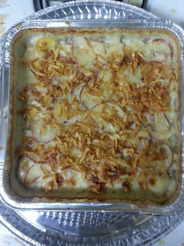 computerkid1981's tweet image. Yummy just made scallops and red potatoes with home made hamburgers