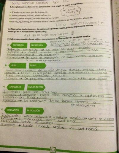 IsmaaGuerrero's tweet image. Y pues así nos ayudamos para terminar la tarea JAJAJA #somoslosmejores #lotsofhw #dying