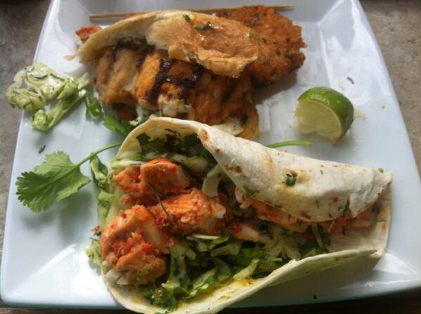 matte_hanna's tweet image. Newport Oregon #localocean #fishtacos super yumm!!