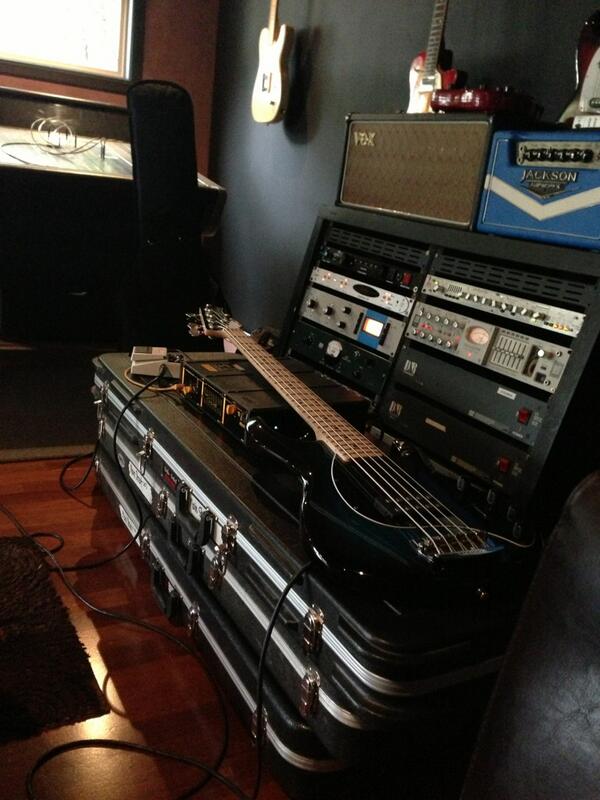 AllWeNeedBand's tweet image. EP recording day 2 - Bass #BringItOn #AllWeNeed #GrafeteStudios
