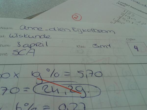 xxannedienxx's tweet image. Weer een fantastisch cijfer voor wiskunde erbij. Nee. Gewoon niet.