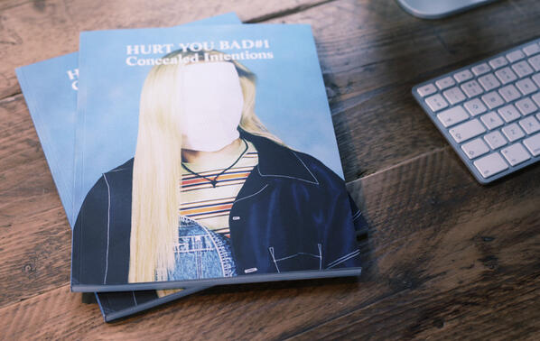 We're giving away 2 copies of our mag. All you have to do is RT this, like us or like it on facebook.com/hurtyoubad