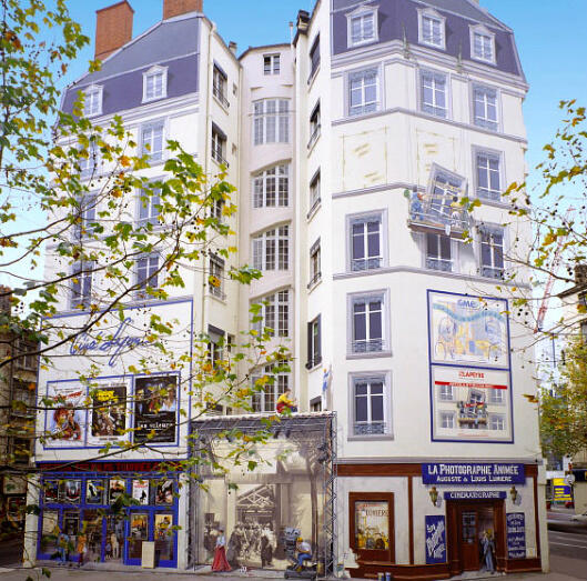 MNomades's tweet photo. 150+ Giant mural works of #Art can be found in #Lyon • "Cinema Wall" to celebrate cinema which was born here http://t.co/voXOFjqDBt
