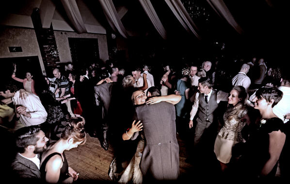 GRWPhotography's tweet photo. First #wedding of the year @Woodbury_Park a couple of weeks ago, congrats @missjadebateman :) #weddingphotography http://t.co/VDnoNN7VRI