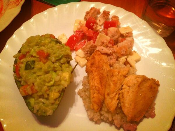 EsheHill's tweet image. Made the most perfect of meals with the help of chef @annierdubya #hellospain #studyabroadsolutions #WifeSkills