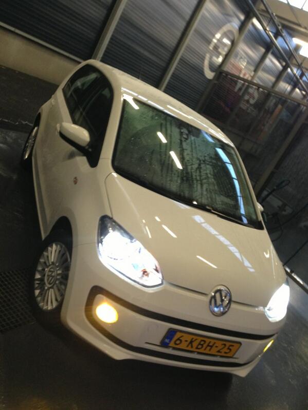 SManders11's tweet image. Zo de auto weer mooi gewassen @Washin7