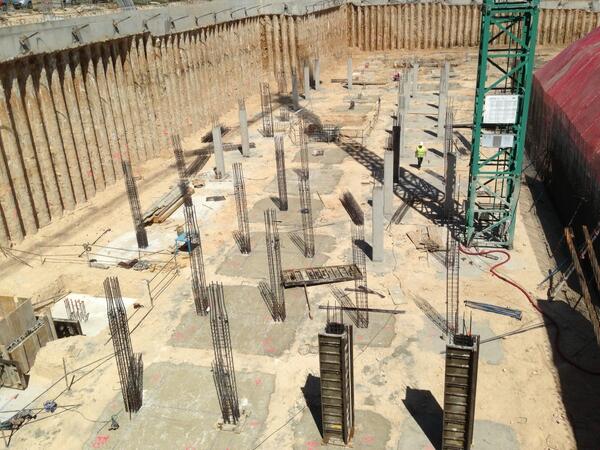 acrearquitectos's tweet photo. Empezamos a levantar los primeros pilares @Arroyo_Bodonal http://t.co/hXAL89Dqhf