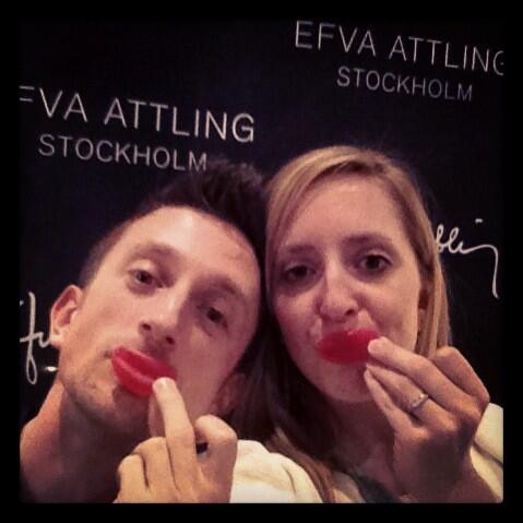 UniqueNYPro's tweet image. Enjoying Swedish lips with @JanineJust  at #cocktailswithefva! #kisses