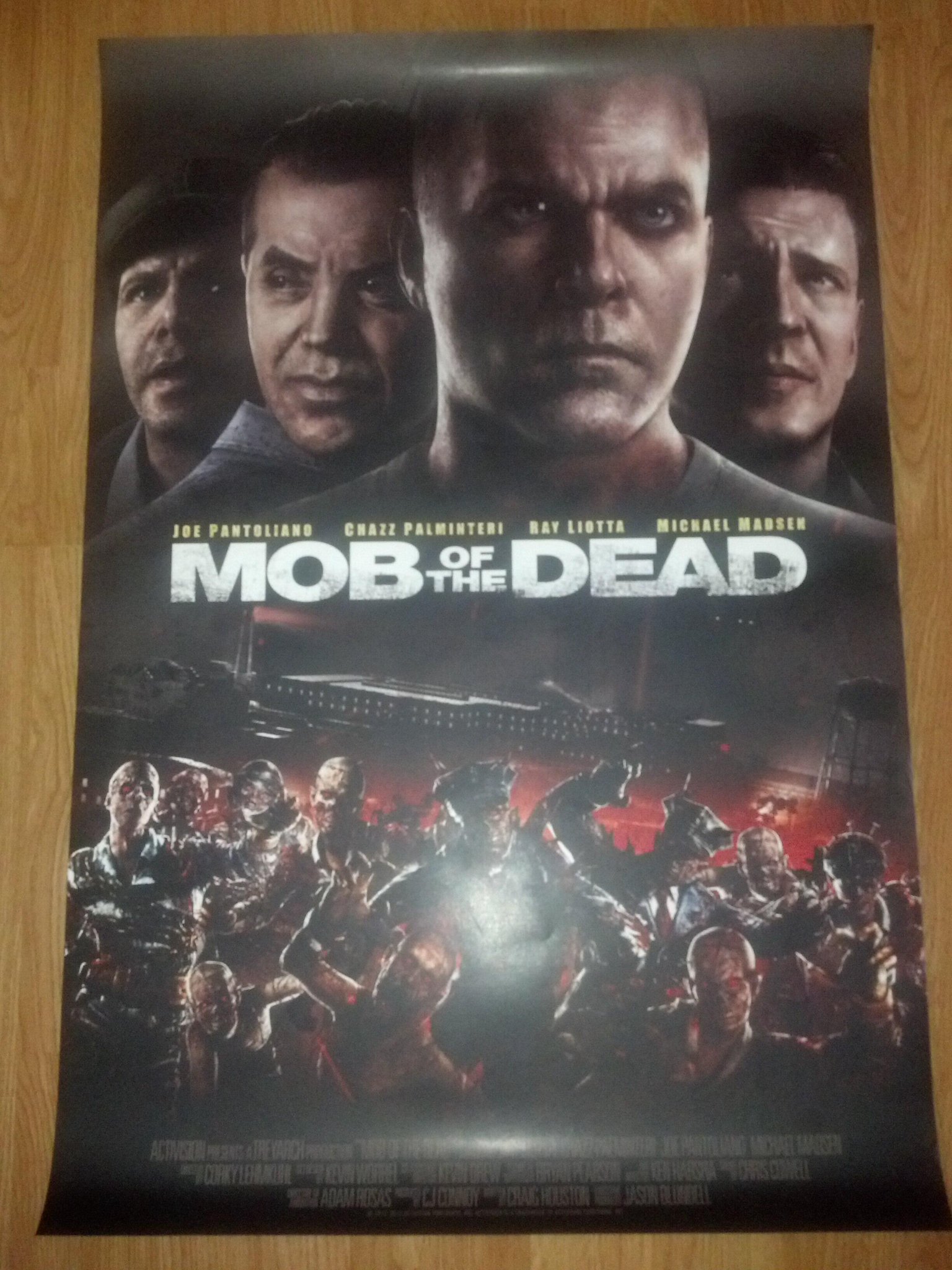 Call Of Duty News Rt Carbonfibah That Mob Of The Dead Hotness Gonna Look Sick On My Wall Http T Co Jubp5ier